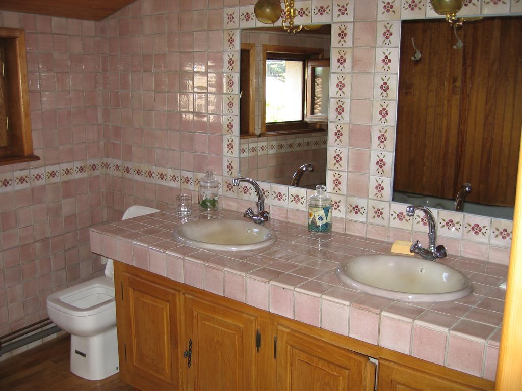 Domaine Du Besset Otel Aubusson-d'Auvergne Oda fotoğraf